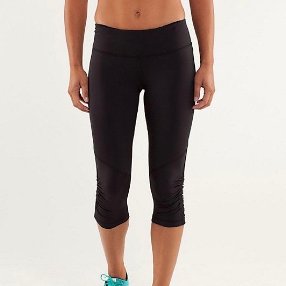 Lululemon run for your life black striped crops - Picture 10 of 10